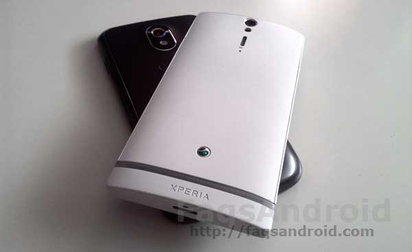 Foto-Sony-Xperia-S-vs-Galaxy-Nexus-3