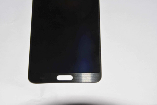 Primeras imágenes del frontal definitivo del Samsung Galaxy Note 3