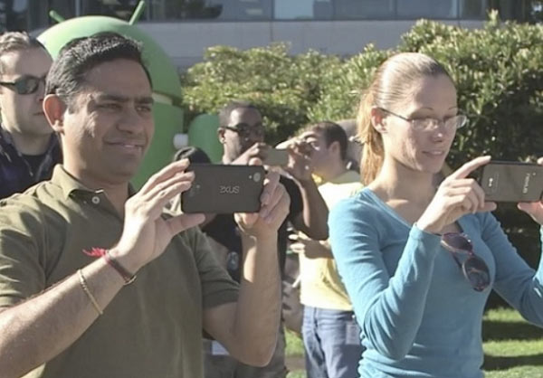 Se filtra una imagen del Nexus 5 en el campus de Google