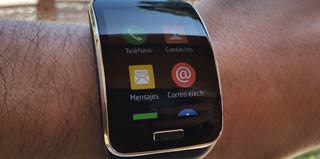 Samsung Gear S vs Android Wear